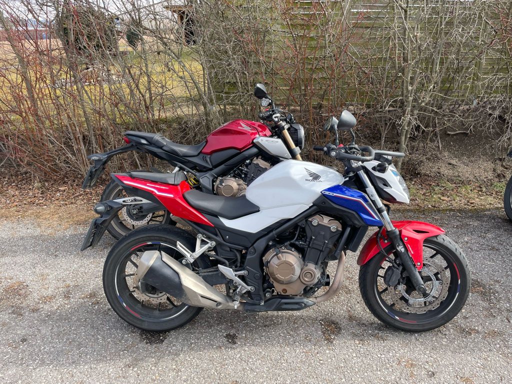 Motorräder der Fahrschule Auböck